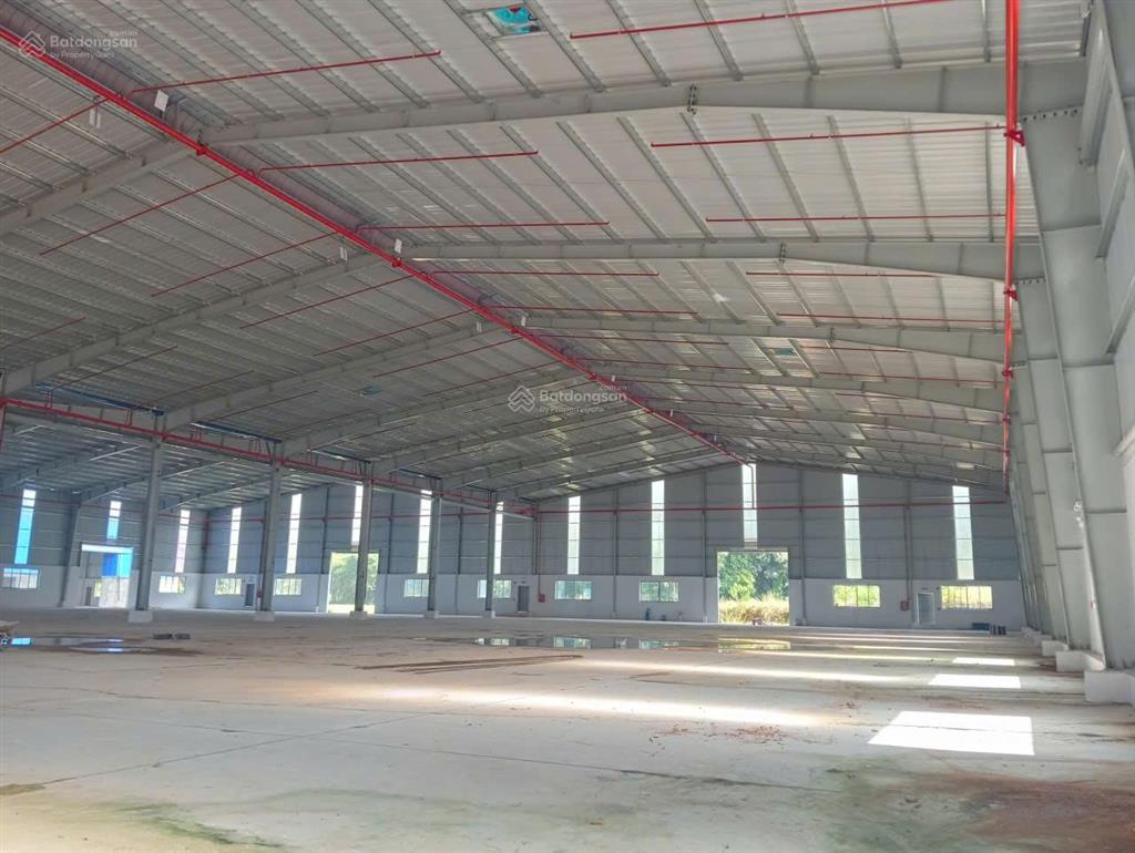 Nhà xưởng tổng 12.500m2, có thể thuê lẻ từ 1800m2 1ha, kế kcn nam tân uyên, sóng thần 3, vsip 2