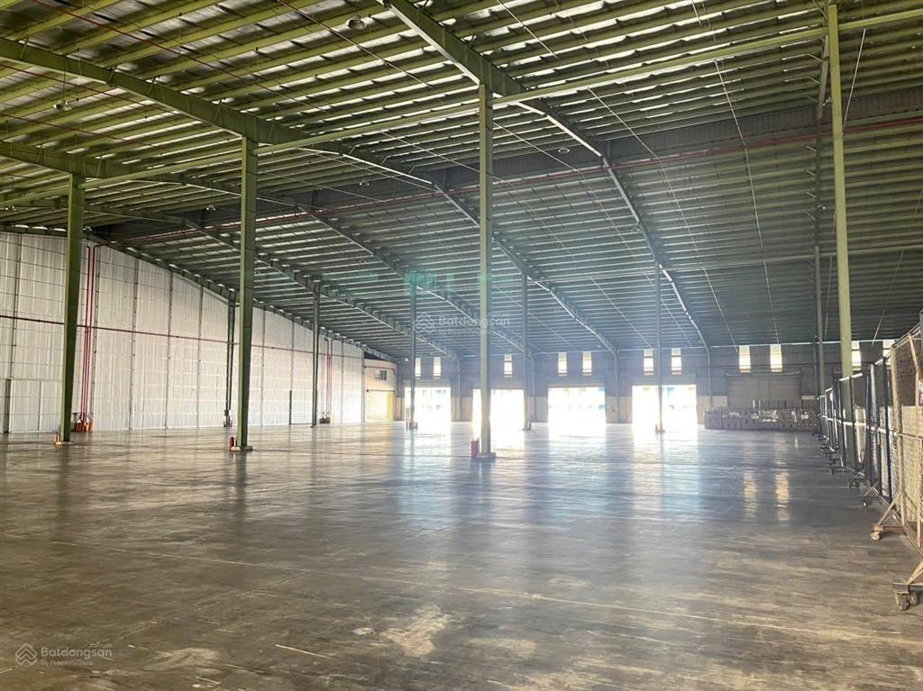Nhà kho tổng 20.000m2, cắt lẻ cho thuê 2000m2 trở lên, ngay icd long bình, kcn biên hòa 2