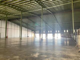 Nhà kho tổng 20.000m2, cắt lẻ cho thuê 2000m2 trở lên 1ha, ngay icd long bình, kcn biên hòa 2