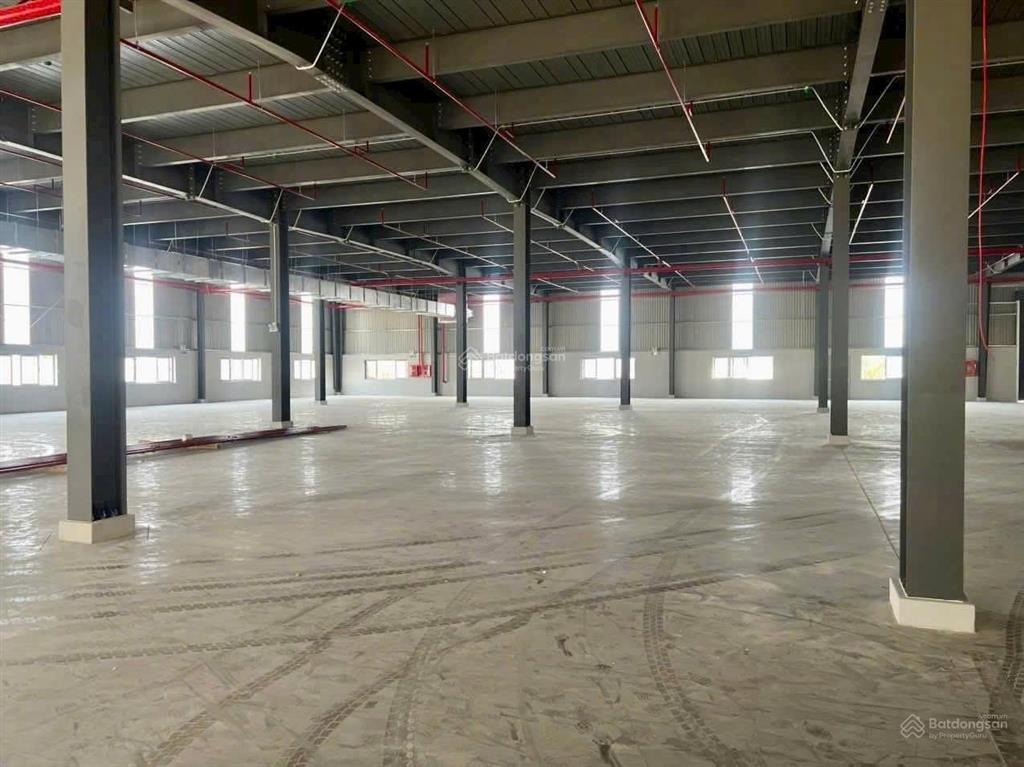 Tổng diện tích xưởng 40.000m2, cắt lẻ diện tích cho thuê lên đến 2ha, kcn thủ dầu một, sóng thần 3