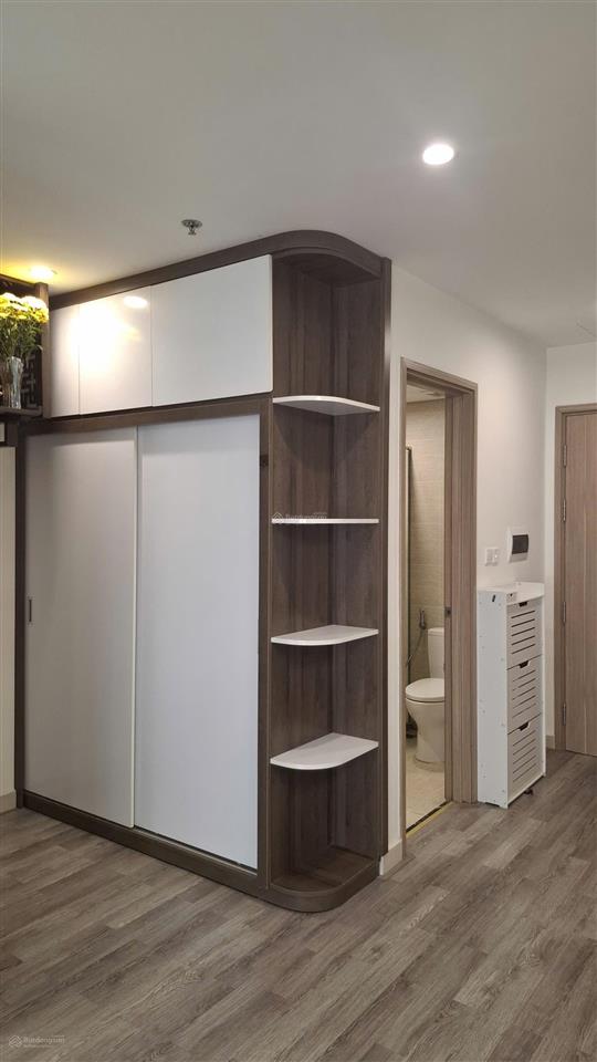 Cho thuê gấp căn hộ studio giá rẻ 6tr5 bao phí toà s2.03 vinhomes ocean park 1