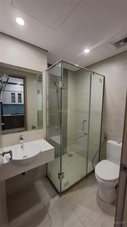 Cho thuê gấp căn hộ studio giá rẻ 6tr5 bao phí toà s2.03 vinhomes ocean park 1