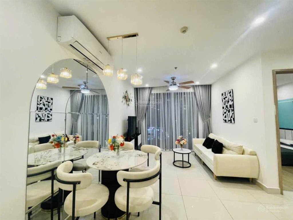 Cho thuê căn 2n1vs toà s2.11 giá rẻ chỉ với 8tr/tháng bao phí dịch vụ
