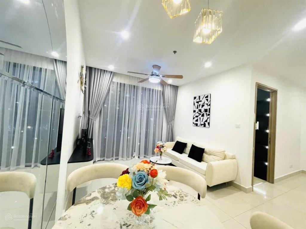 Cho thuê căn 2n1vs toà s2.11 giá rẻ chỉ với 8tr/tháng bao phí dịch vụ