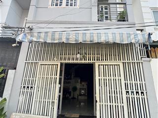 Bán nhà 4x10m đg lê văn lương , nhà bè, gần cầu long kiển