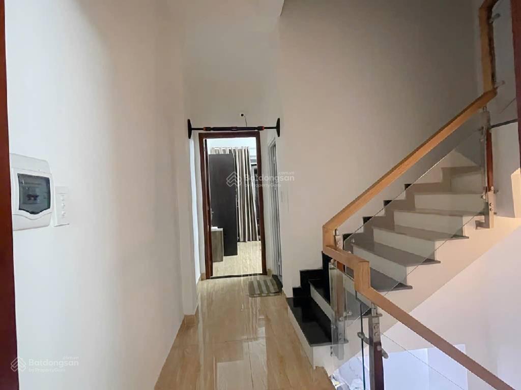 Nhà 3 lầu đẹp thiết kế sang trọng, hẻm xe hơi 6m ngay cầu long kiển đg lê văn lương phước kiển