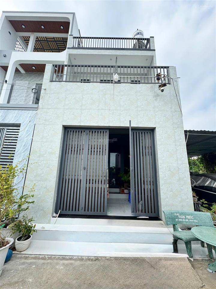 Bán nhà sổ hồng riêng đg lê văn lương nối dài long hậu cách cầu rạch dơi 500m