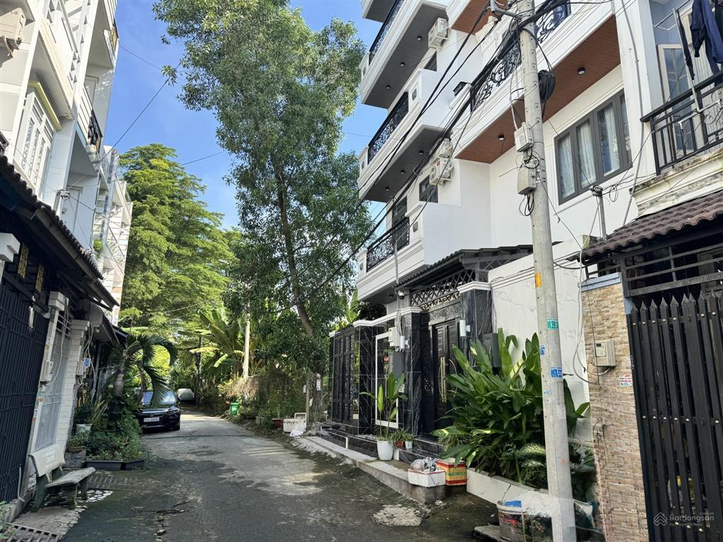 Nhà 4 phòng ngủ, hẻm 1181 đường lê văn lương, phước kiển  nhà bè