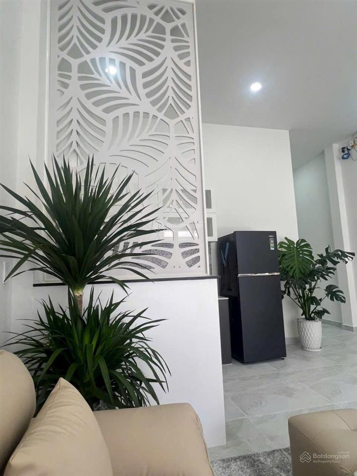 Nhà mới 80m², sổ riêng hẻm 6m đg lê văn lương  nhà bè