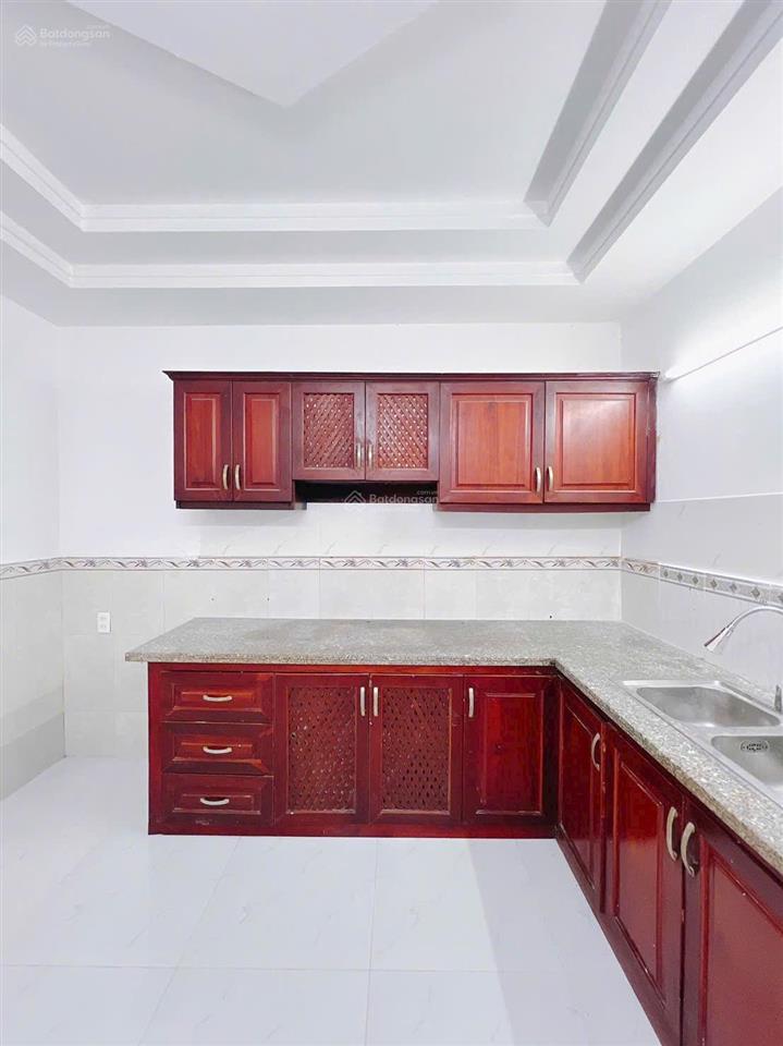 Bán nhà sổ đsh, đường lê văn lương, hẻm xe hơi, ngay cầu long kiển