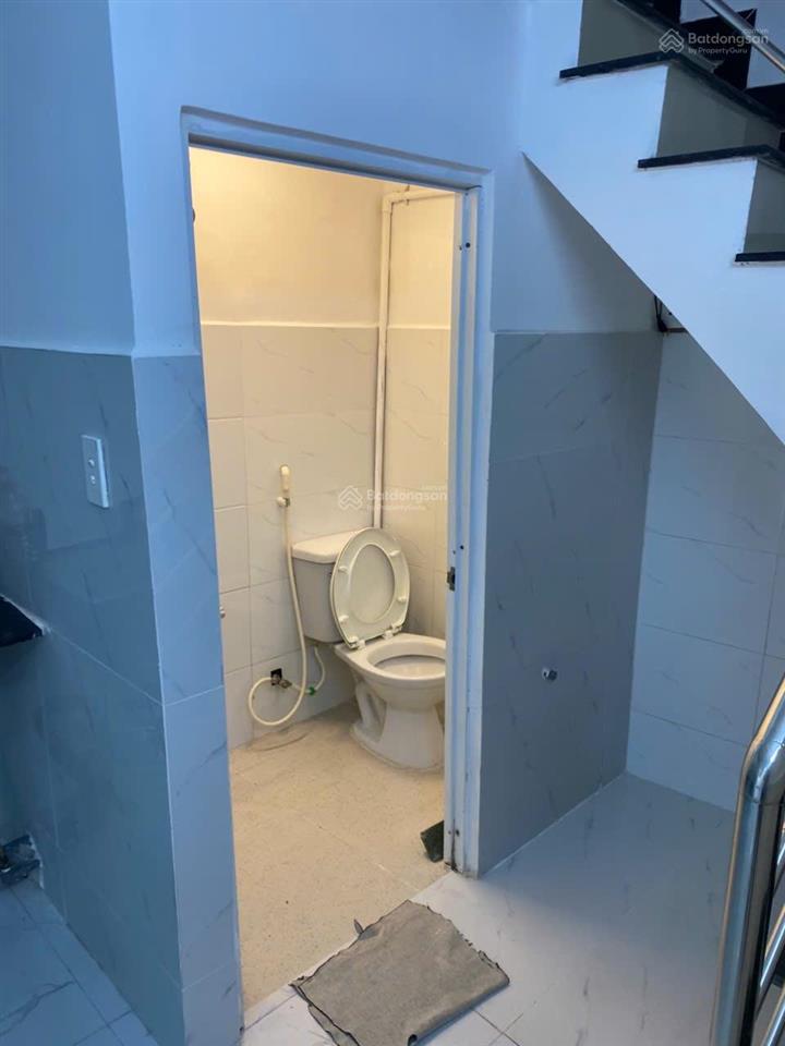 Bán nhà phước kiển, đường lê văn lương, ngay cầu long kiển