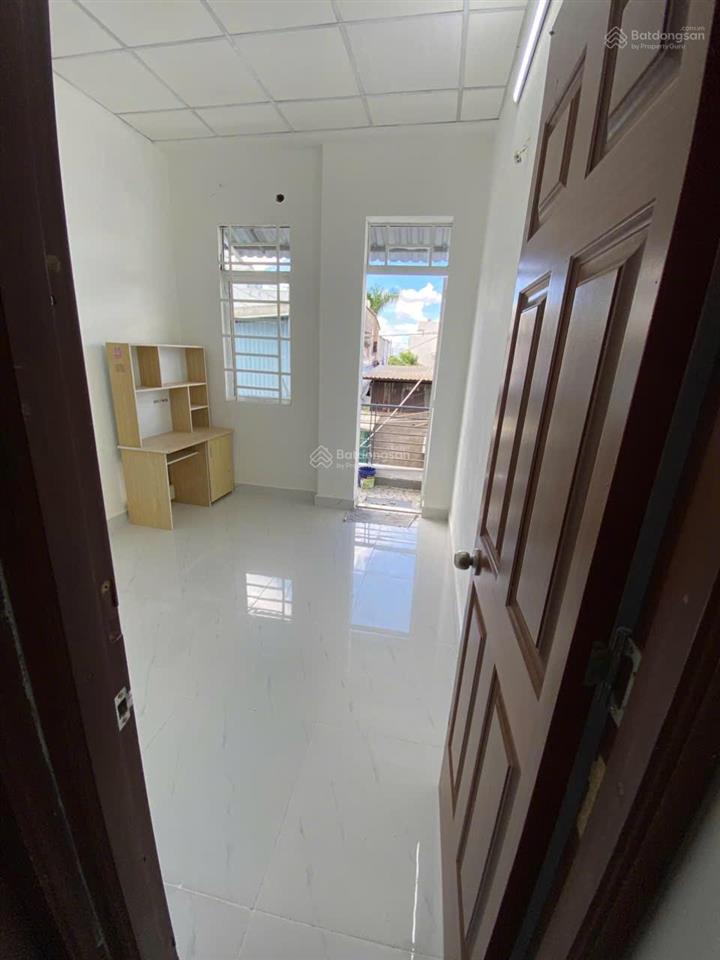 Bán nhà phước kiển, đường lê văn lương, ngay cầu long kiển