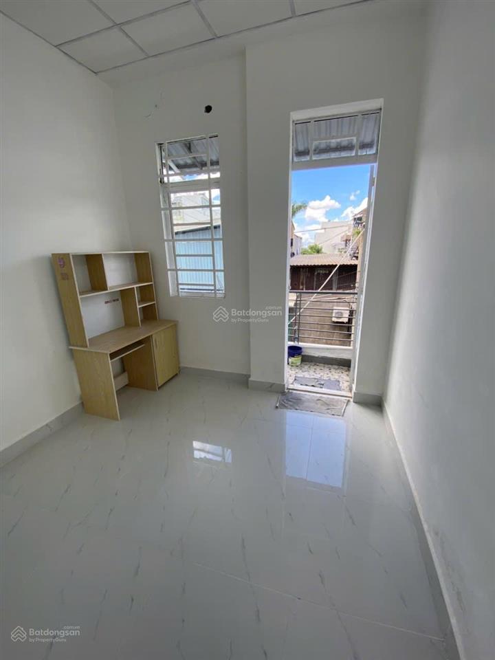 Bán nhà phước kiển, đường lê văn lương, ngay cầu long kiển