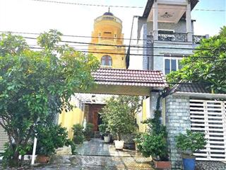 Bán gấp biệt thự giáp vàng thích hợp làm vp công ty,karaoke.nghỉ dưỡng,tặng hết nội thất