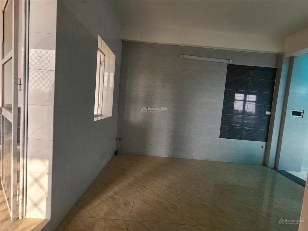Cho thuê nhà làm văn phòng ,nhà ở tại âu cơ, 30 triệu, 130m2, view đẹp, nhiều tiện ích