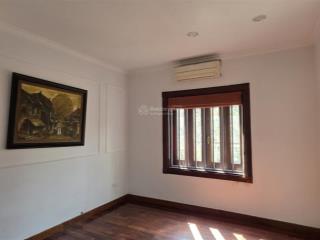 Cho thuê nhà riêng 45 triệu, 200m2 tại âu cơ, p nhật tân, q.tây hồ, giá ưu đãi
