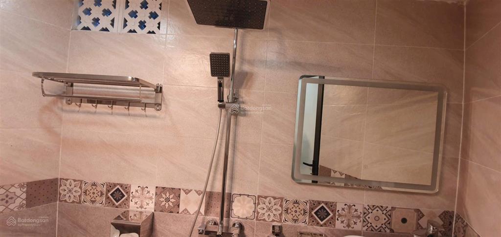 Cho thuê căn hộ 1 phòng ngủ. giá 8.500.000đ, ngõ 445/17 lạc long quân, tây hồ, hà nội