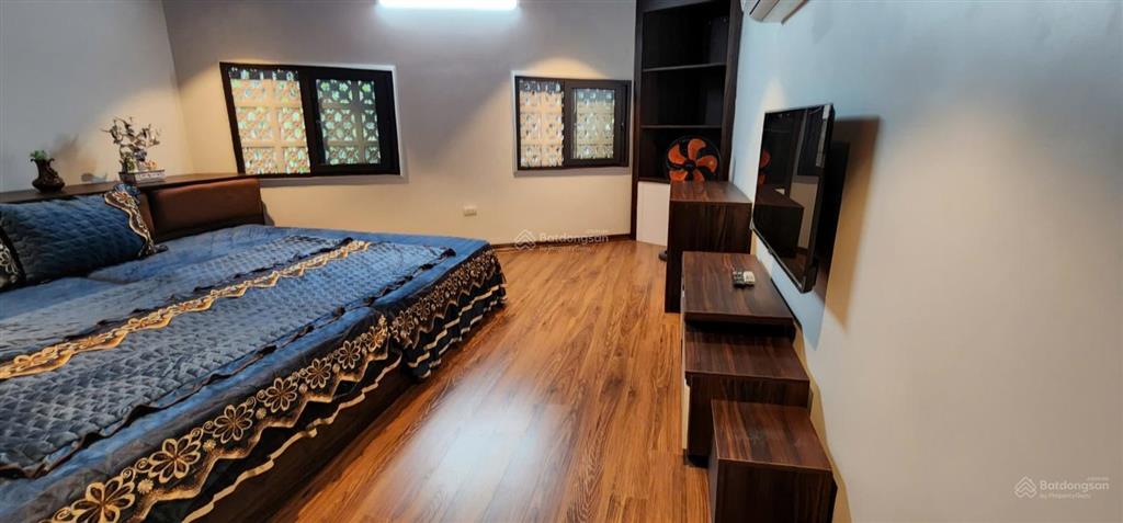 Cho thuê căn hộ 1 phòng ngủ. giá 8.500.000đ, ngõ 445/17 lạc long quân, tây hồ, hà nội