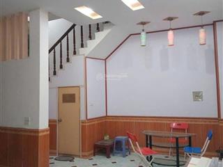 Chính chủ cho thuê nhà 4 tầng 4 phòng ngủ, gần hồ tây, chỉ 13 triệu/tháng