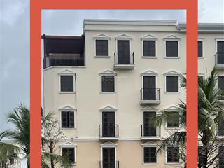 Bán nhanh khách sạn góc 2mt 18 phòng sát apec & chợ đêm khu vực có thể kinh doanh khai thác ngay