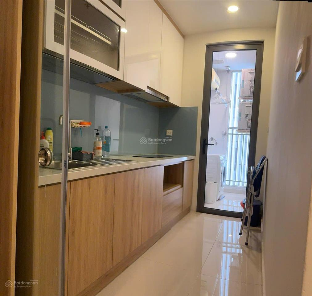 Cho thuê căn hộ cao cấp charmington la pointe q10. 40m2  studio view thoáng nhà đẹp vào ở ngay