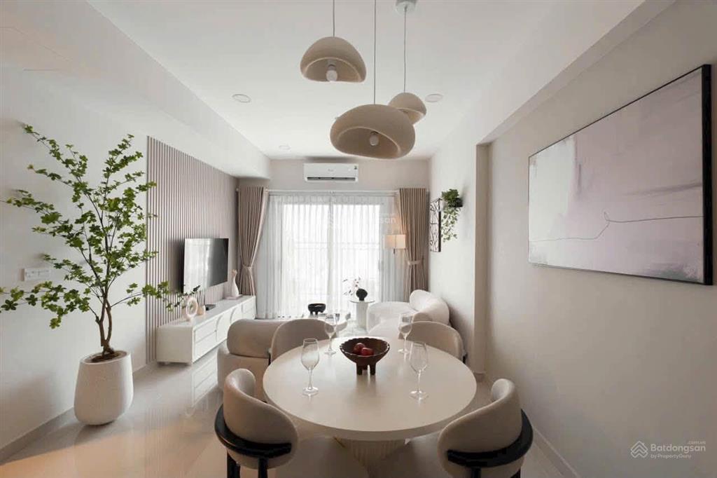 Cho thuê chcc res green tower, 90m2, 3pn, 2wc, giá chỉ 17tr/th,  xem nhà 0931 550 ***
