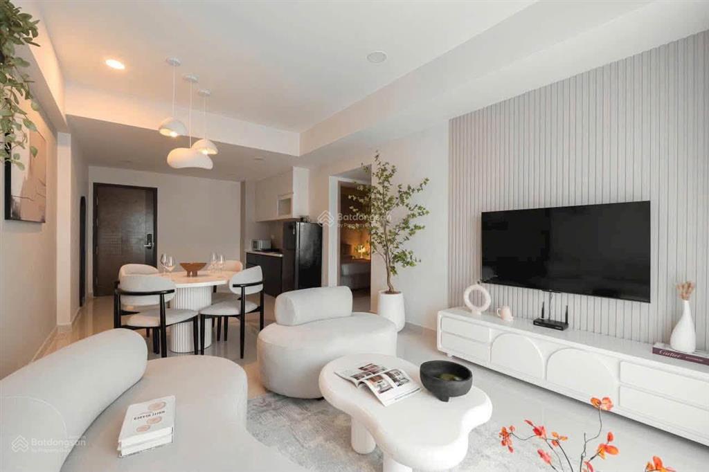 Cho thuê chcc res green tower, 90m2, 3pn, 2wc, giá chỉ 17tr/th,  xem nhà 0931 550 ***