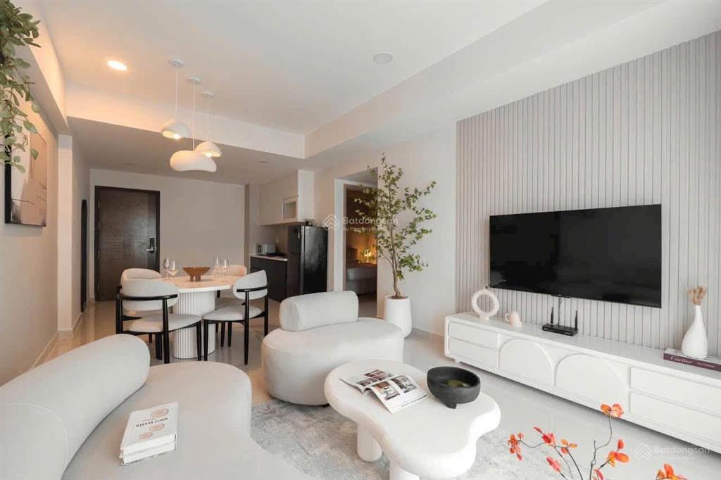 Cho thuê căn hộ tại hado centrosa garden, 60m2 2pn giá chỉ 18tr/th  0931 550 ***