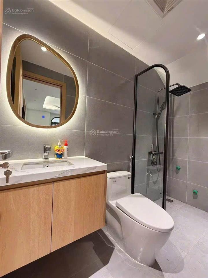 Cho thuê cc central garden q1, 90m2 2pn 2wc giá chỉ 15tr/th  xem nhà 0931 550 ***