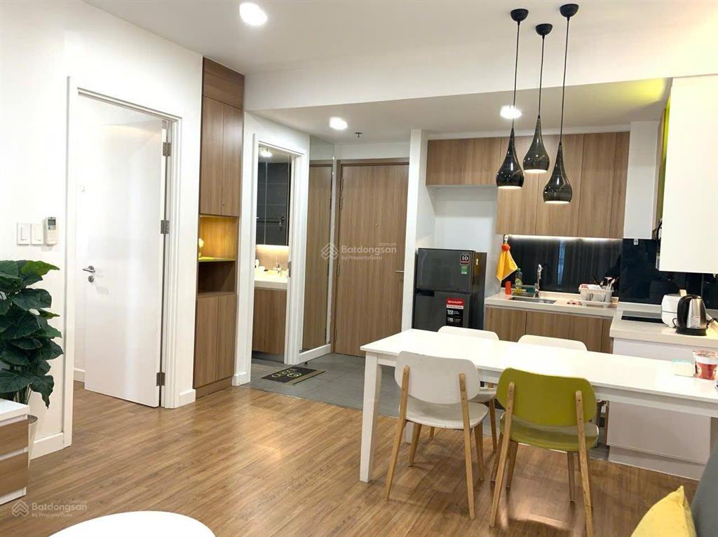 Cho thuê chcc tại republic plaza, 90m2 2pn 2wc giá 17tr/th  0931 550 ***