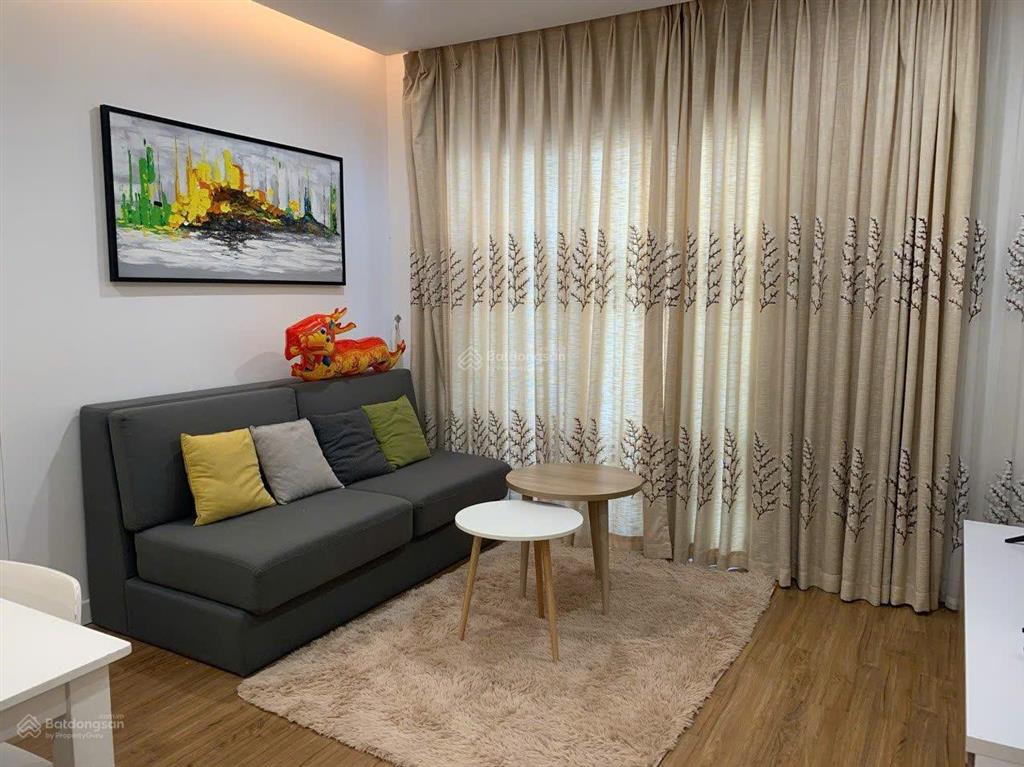 Cho thuê chcc tại republic plaza, 90m2 2pn 2wc giá 17tr/th  0931 550 ***
