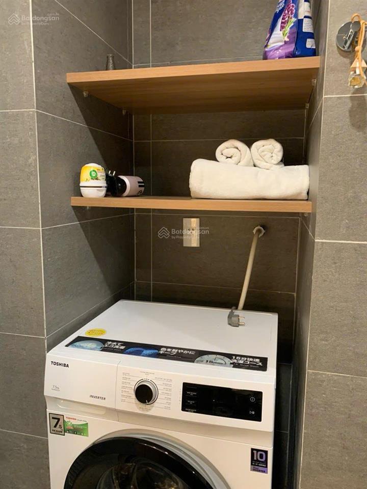 Cho thuê chcc tại republic plaza, 90m2 2pn 2wc giá 17tr/th  0931 550 ***