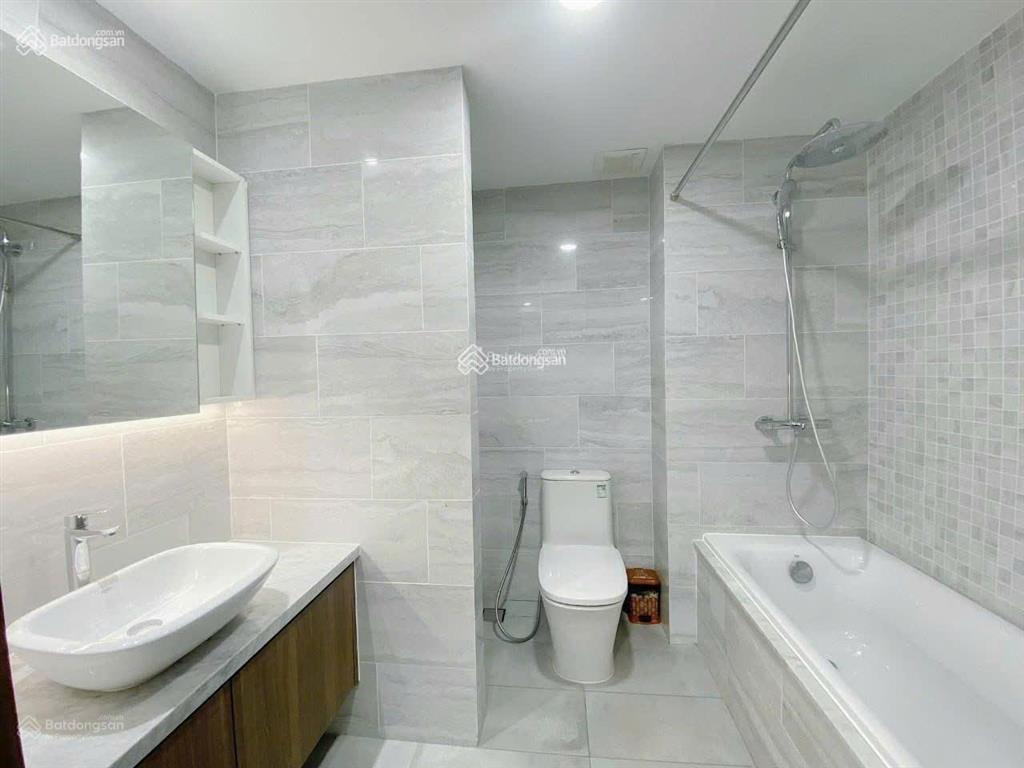 Cho thuê cc terra royal, 72m2, 2pn, 2wc giá chỉ 19tr/th  xem nhà 0931 550 ***