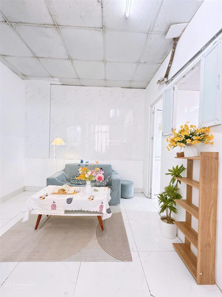 Chính chủ cho thuê căn hộ 2 ngủ 1 khách ngõ 105 doãn kế thiện thang máy, đủ đồ, ở ngay!