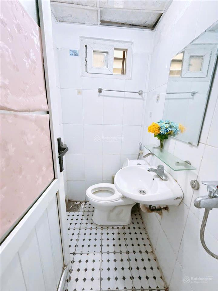 Chính chủ cho thuê căn hộ 2 ngủ 1 khách ngõ 105 doãn kế thiện thang máy, đủ đồ, ở ngay!