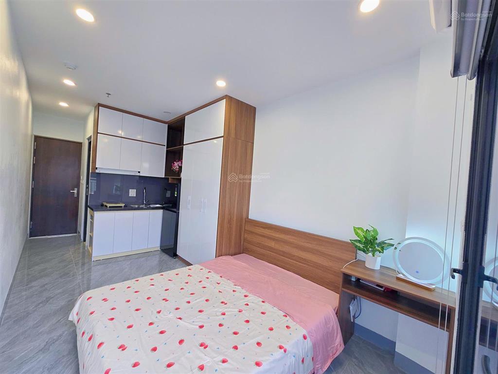 Đập hộp căn hộ luxury 42 yên hòa nội thất cao cấp, ban công riêng, máy giặt riêng