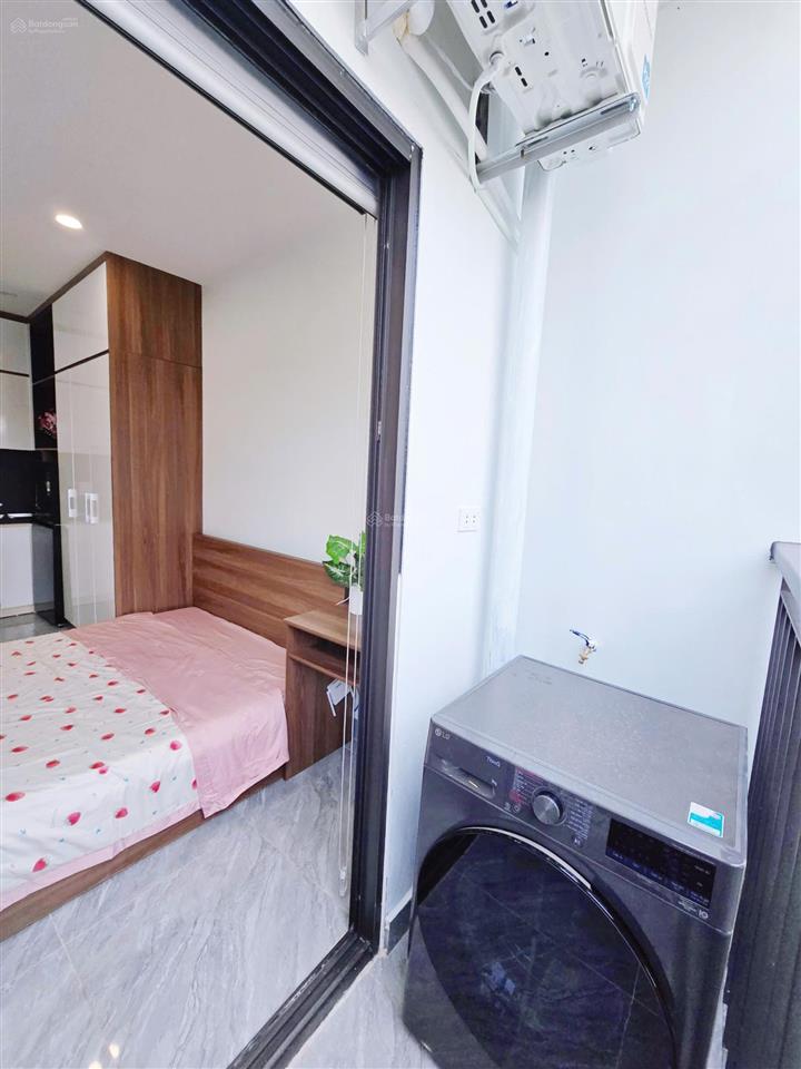Đập hộp căn hộ luxury 42 yên hòa nội thất cao cấp, ban công riêng, máy giặt riêng