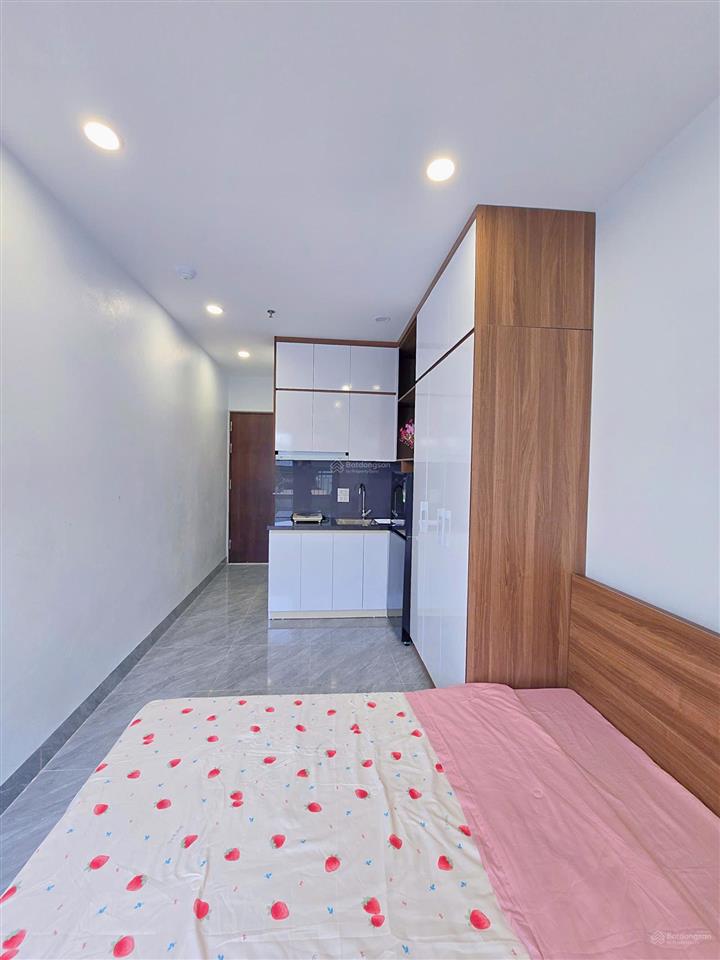 Đập hộp căn hộ luxury 42 yên hòa nội thất cao cấp, ban công riêng, máy giặt riêng