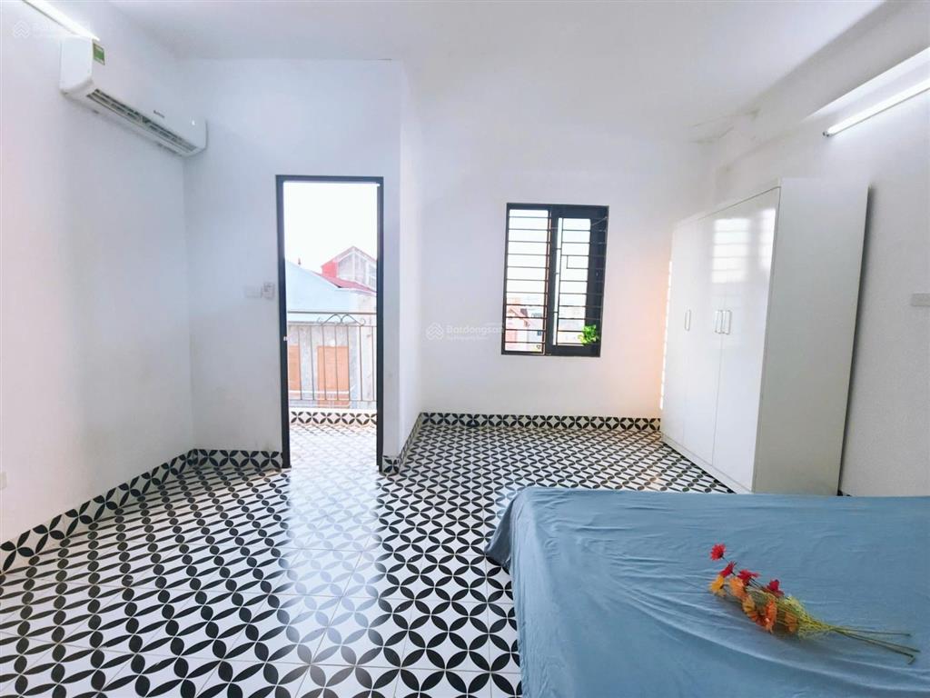 Cho thuê phòng studio 30m2 nhà mới ngõ 180 phú thượng full nội thất, an toàn pccc, giá 4.3 tr