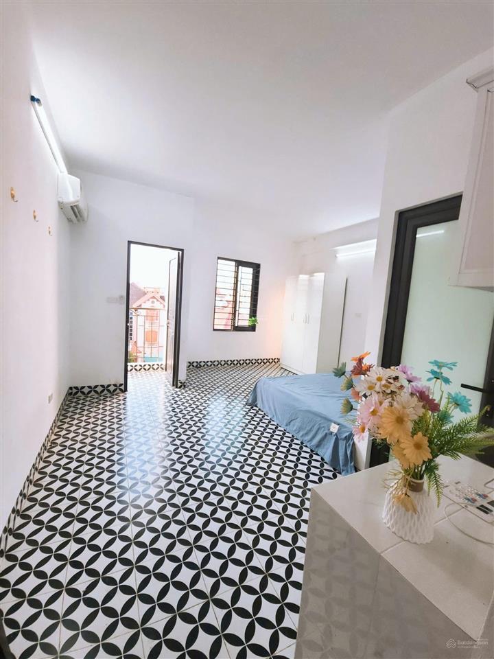 Cho thuê phòng studio 30m2 nhà mới ngõ 180 phú thượng full nội thất, an toàn pccc, giá 4.3 tr