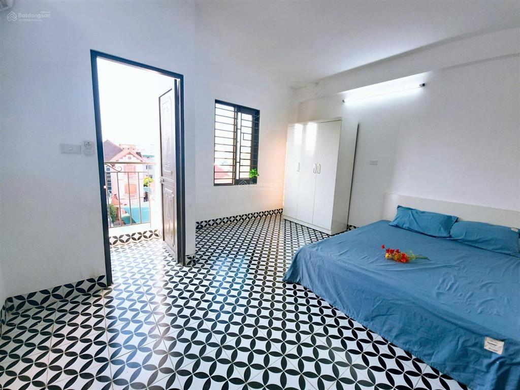 Cho thuê phòng studio 30m2 nhà mới ngõ 180 phú thượng full nội thất, an toàn pccc, giá 4.3 tr