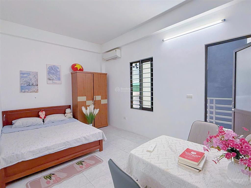 Studio ngay trung tâm mỹ đình giá chỉ 3tr7 cách mặt phố nguyễn hoàng 20m