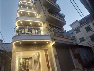 Siêu phẩm lô góc hàm cá mập long biên 7 tầng thang máy gara ô tô 100m2 25.2 tỏi