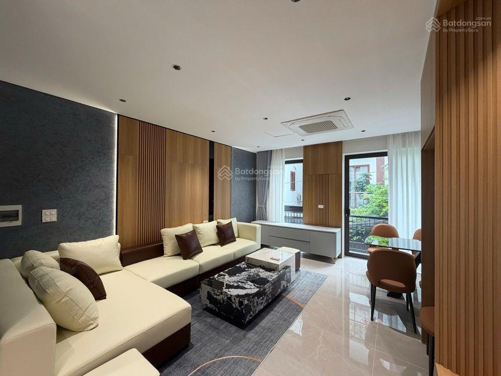 Nhà long biên lô góc 51m2 6 tầng thang máy gara ô tô, mặt tiền 6m hơn 10 tỏi