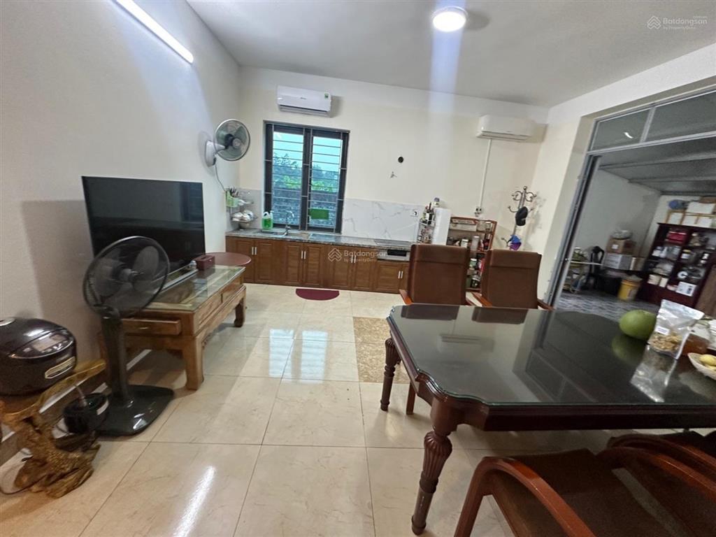 Nhà 2 tầng tân trại nội bài, ô tô tránh kinh doanh 1427m2 mặt tiền 31m