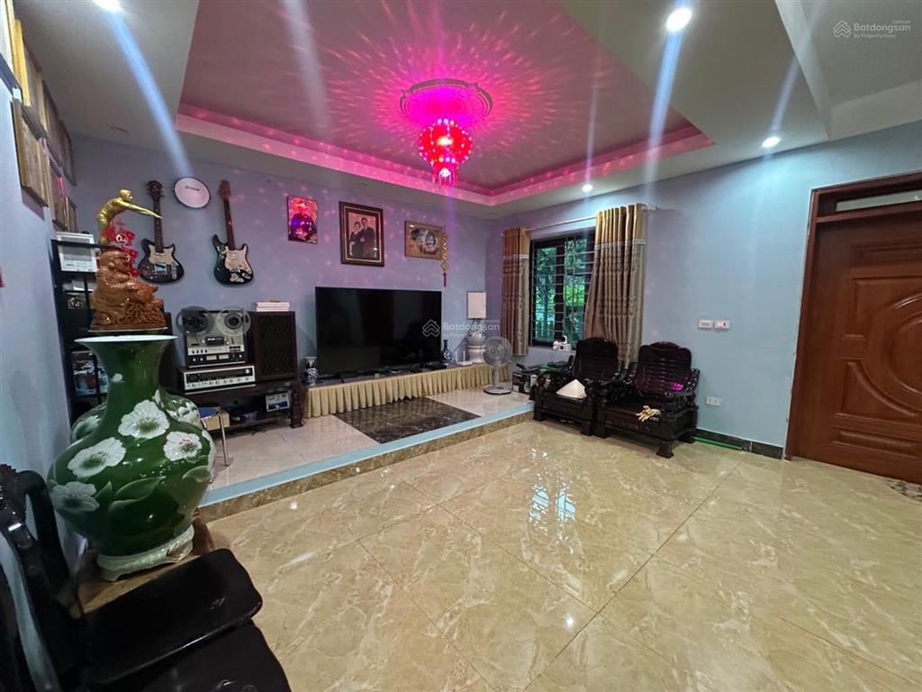 Nhà 2 tầng tân trại nội bài, ô tô tránh kinh doanh 1427m2 mặt tiền 31m