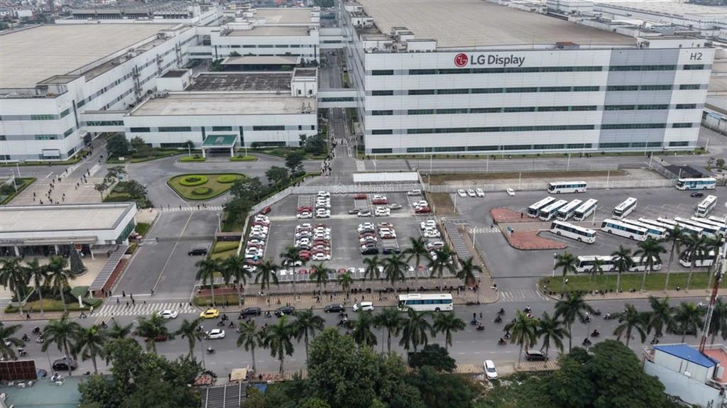 Hơn 500tr có ngay lô đất đẹp diện tích 60m2 ngang 5m nằm ven kcn tràng duệ 3.  em hưng 0967 352 ***