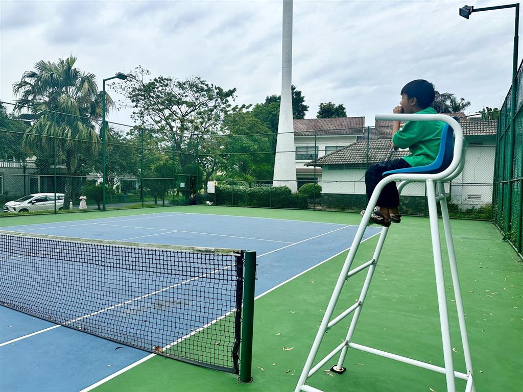 Cho thuê biệt thự sân vườn 384m2 khu compound thảo nguyên sài gòn, chỉ 10 triệu/tháng