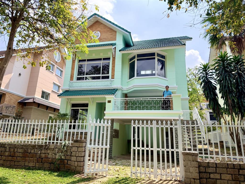 Tôi chính chủ cần bán biệt thự compound thảo nguyên sài gòn, q9, giá 28 tỷ