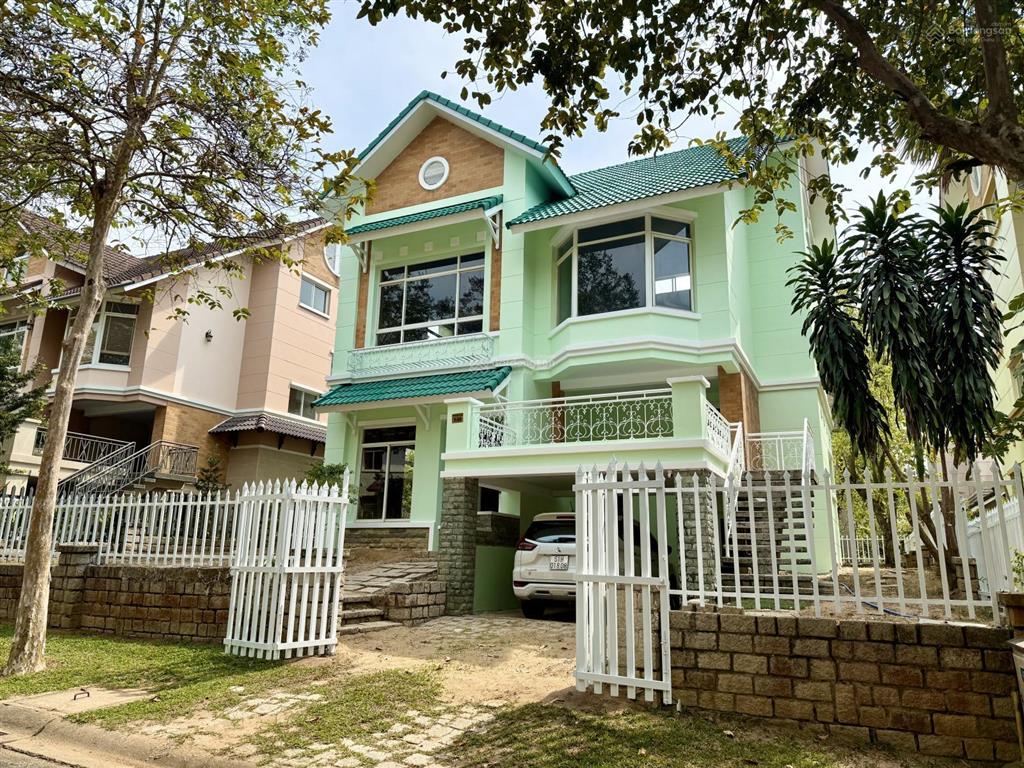 Tôi chính chủ cần bán biệt thự compound thảo nguyên sài gòn, q9, giá 28 tỷ